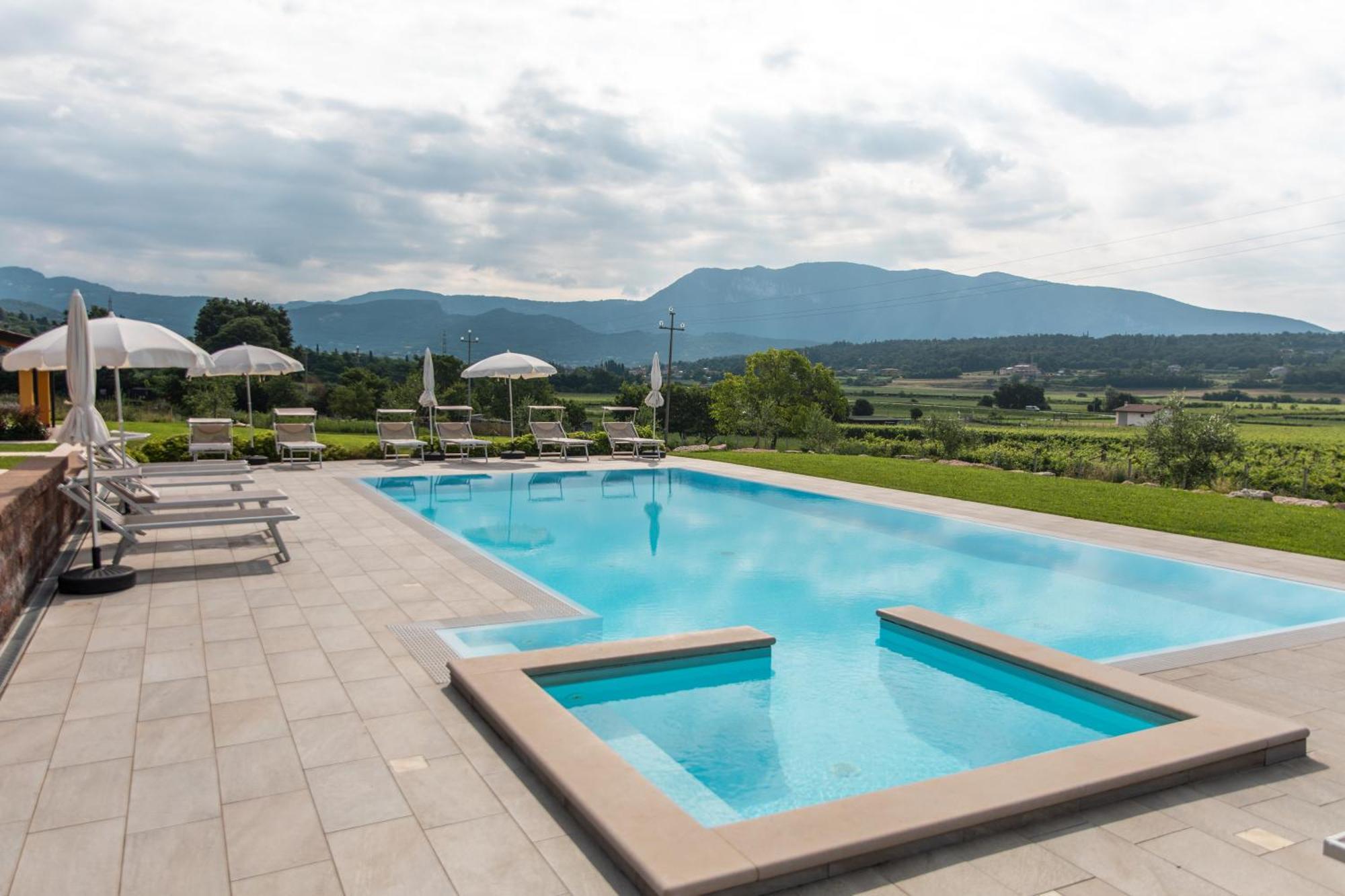 B&B Ca' Marognole Caprino Veronese Exterior foto